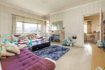 1114 New North Road, Mount Albert