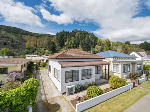 141 Milton Street, The Wood