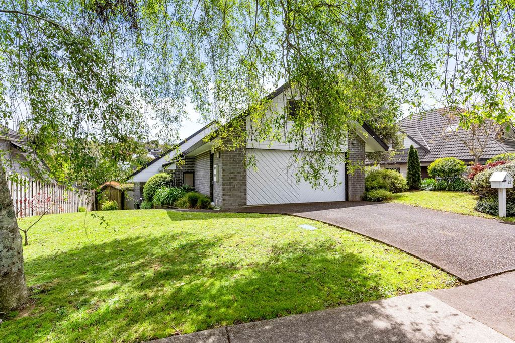 Sold 27 Bayside Drive, Browns Bay realestate.co.nz