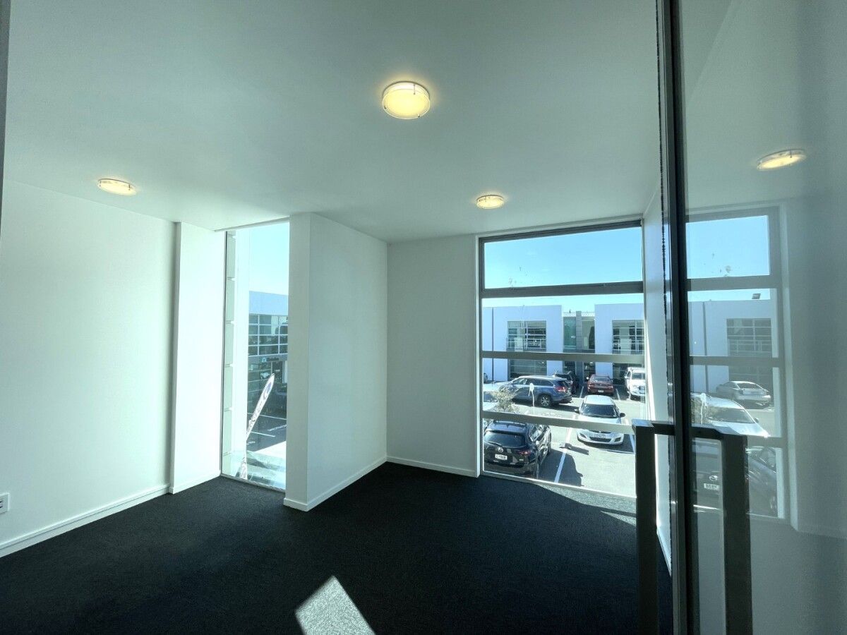 City Fringe Modern Office - Ansicht 5