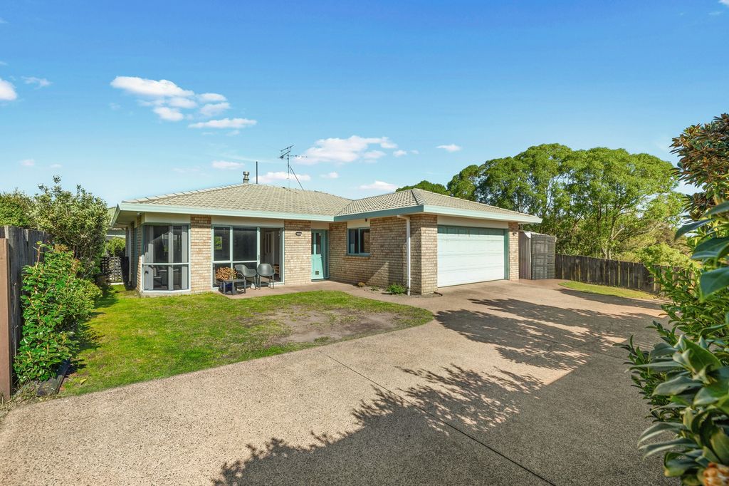 Sold 122 Dalton Drive, Papamoa realestate.co.nz