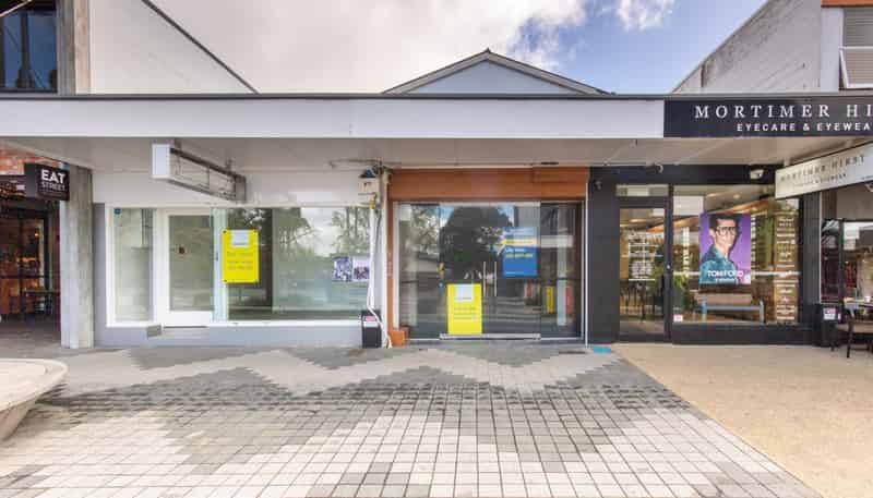 2/42 Hurstmere Road, Takapuna