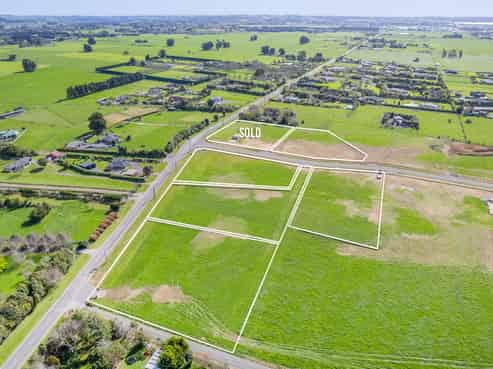 407 Tararua Road, LEVIN
