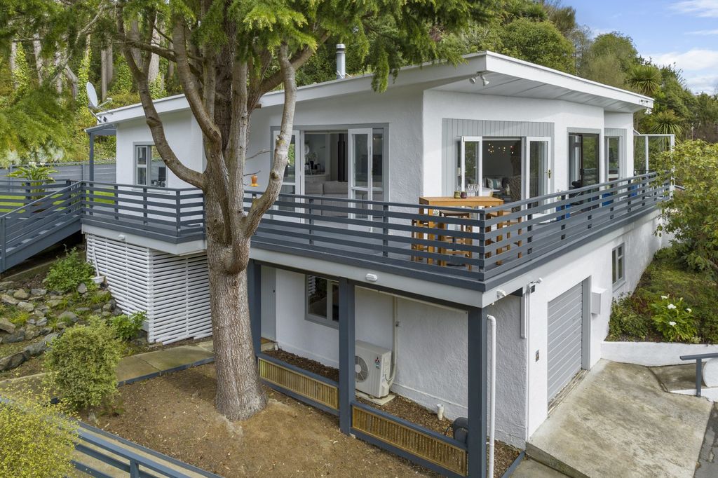 Property value 174 Doctors Point Road, Waitati realestate.co.nz