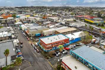 Split Risk Investment Opportunity in Otahuhu