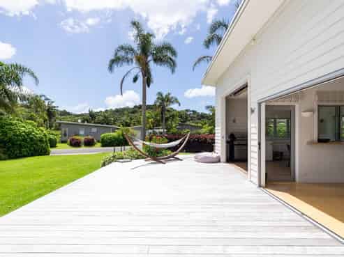 2 Meridian Place, Matapouri