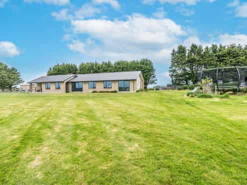 208 West Plains School Road, West Plains