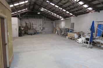 LARGE WAREHOUSE/WORKSHOP FOR LEASE