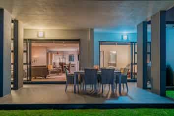 13/73 South Highway - Sovereign Pier, Whitianga