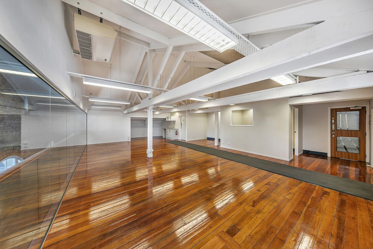 Top floor office at Cathedral House - Bild 2