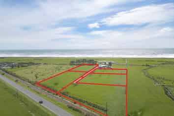 2-6/52 Greyhound Road, HOKITIKA