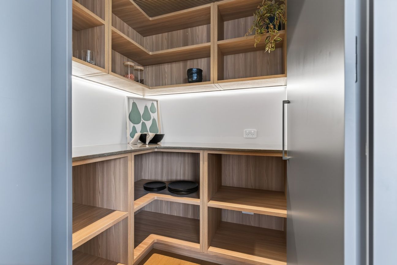 Brand new luxury living awaits - Vista 5