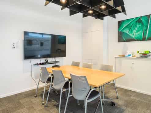 Digital Nomad co-working spaces for lease