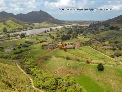 26 Parker Road, Huntly