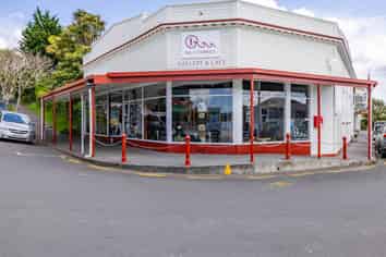 HISTORIC RAWENE GEM
