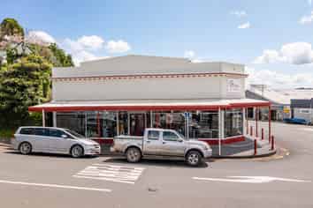HISTORIC RAWENE GEM
