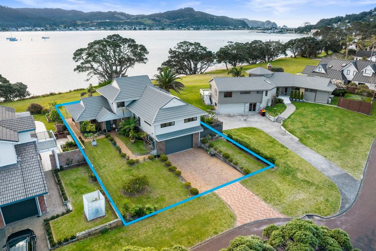 9A Brodie Lane Pauanui Thames Coromandel For Sale realestate