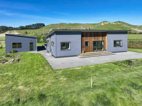 22 Lower Flag Range Road, Sherenden