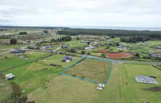 10 Kanuka Drive, Waitarere Beach