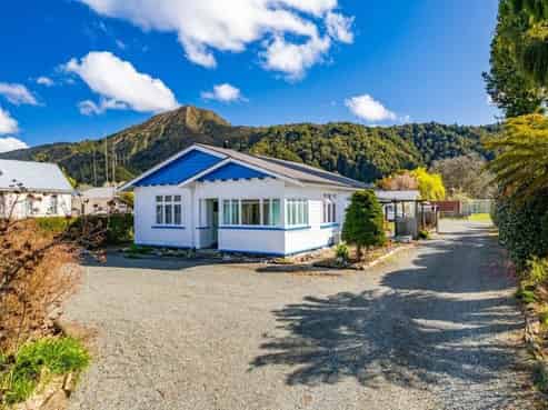 108 Fairfax Street, Murchison