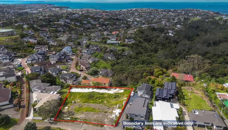 489, 1/491 and 2/491 East Coast Road, Murrays Bay