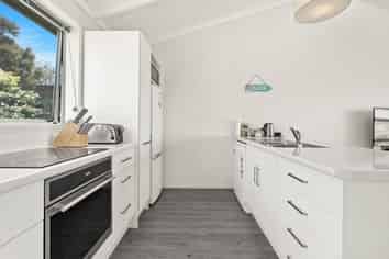 6 Barron Place, OMORI