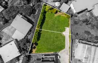 15B & C Speedy Crescent, Hillcrest