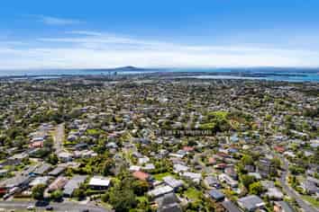 15B & C Speedy Crescent, Hillcrest