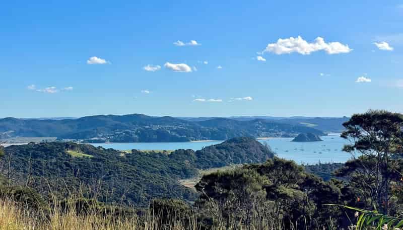190 Aucks Road, Russell