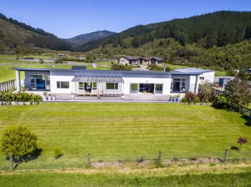 80B Gilbert Road, Pakuratahi