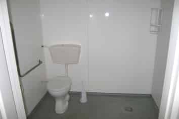 Office Facilities with Storage - Workshop