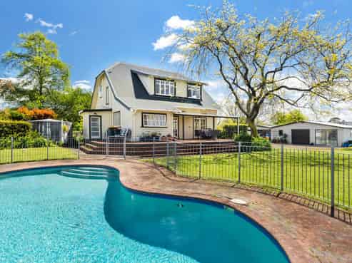 44 Park Lane, Runciman