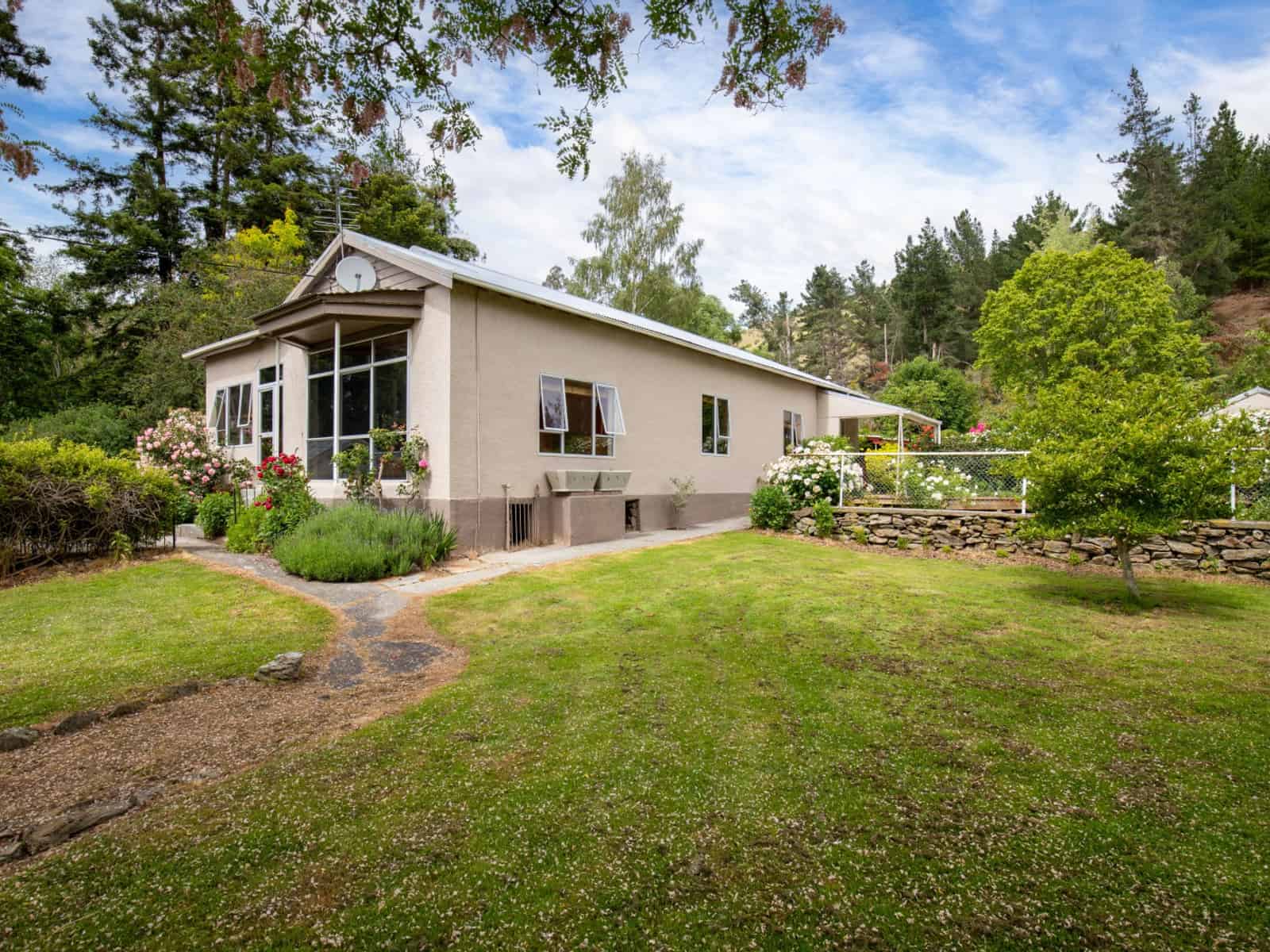 Ettrick Homes and Real Estate for Sale realestate.co.nz