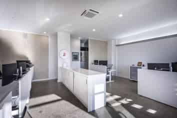 Immaculately presented Parnell office