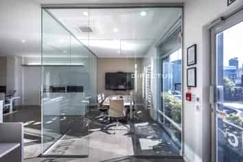 Immaculately presented Parnell office