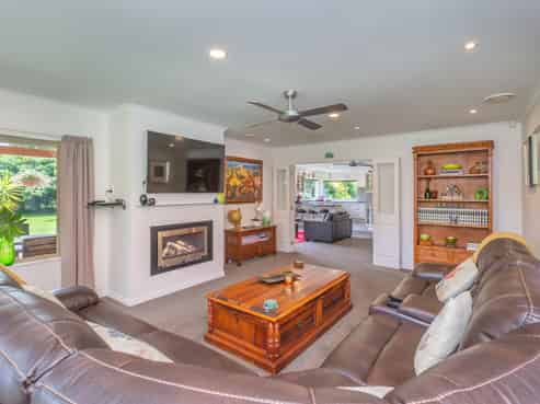 64 Lea Grove, Levin