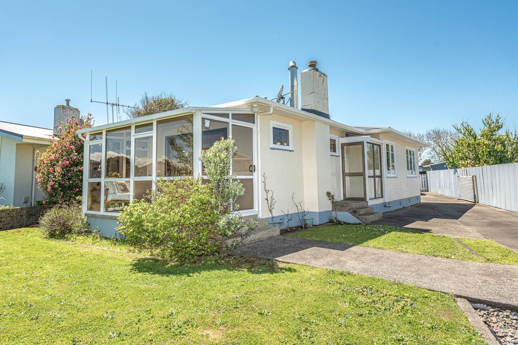 Sold 4 Tawhero Street, Gonville realestate.co.nz