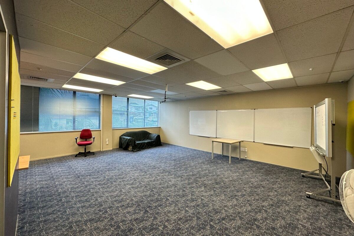 Quality First Floor Office Premises - 6. nézet