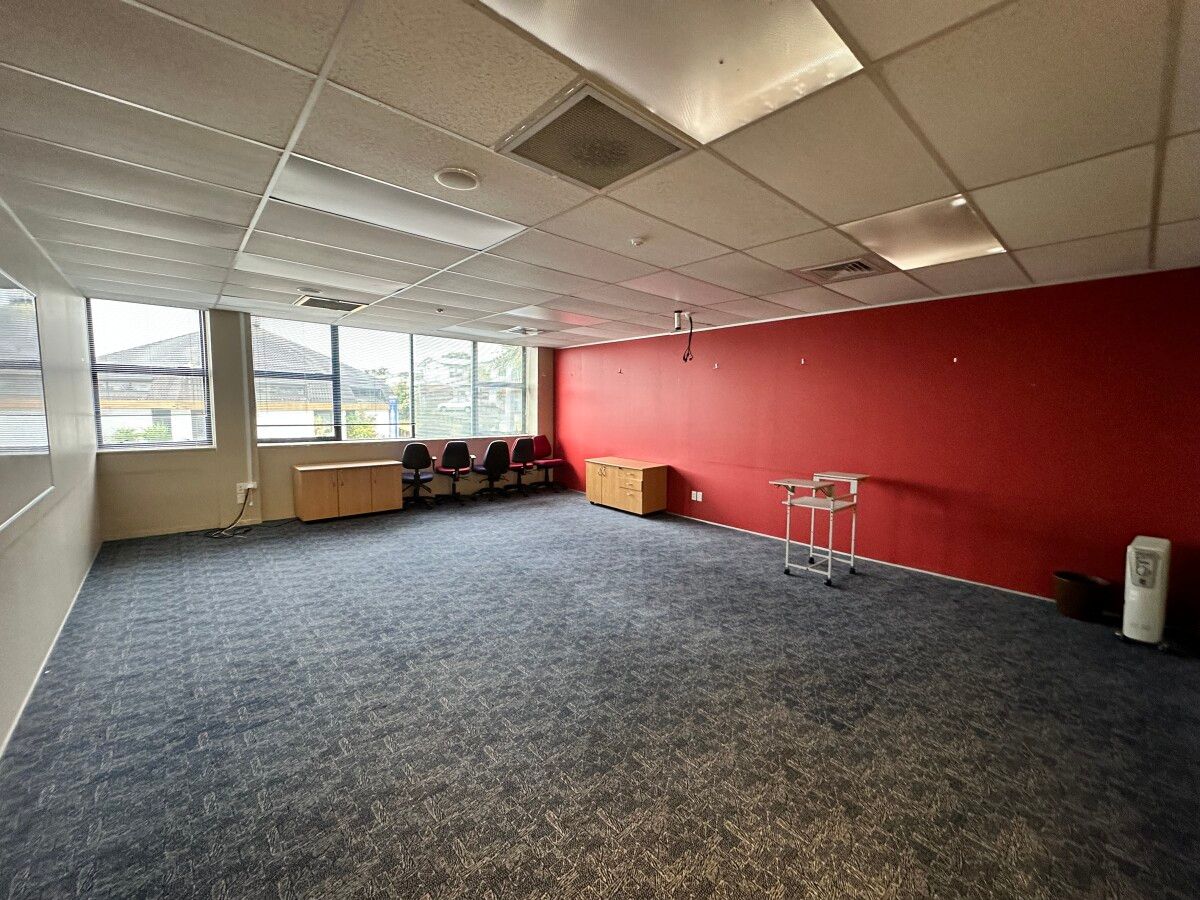 Quality First Floor Office Premises - Više