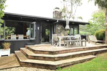 219 Tangiora Avenue, Whangapoua