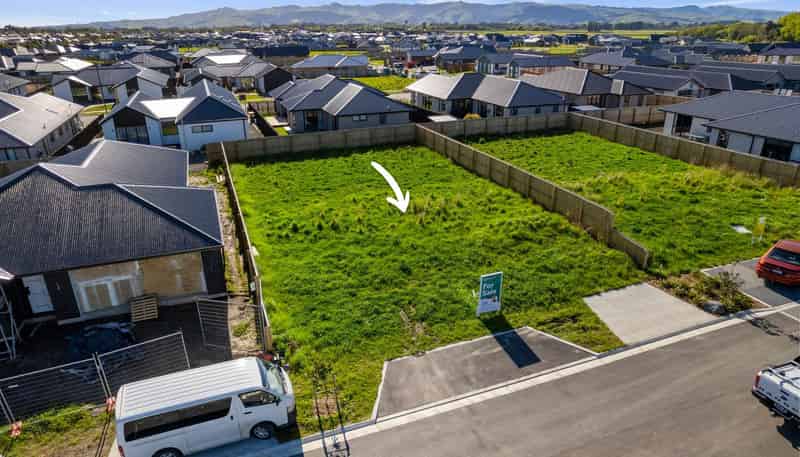 14 McCaw road, Lincoln