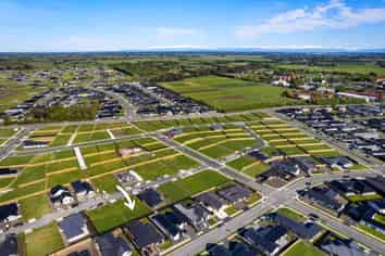 14 McCaw road, Lincoln