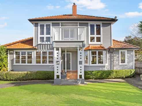 4 Village Way, Ardmore