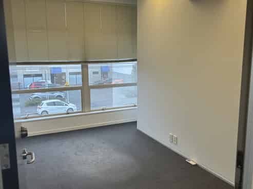 Quality offices at warehouse rates
