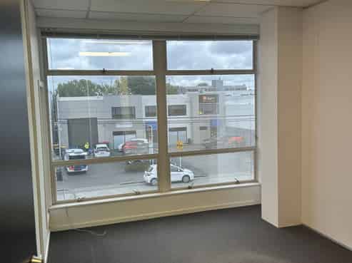 Quality offices at warehouse rates