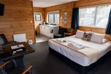 Motel Leasehold Business Opportunity- Westport