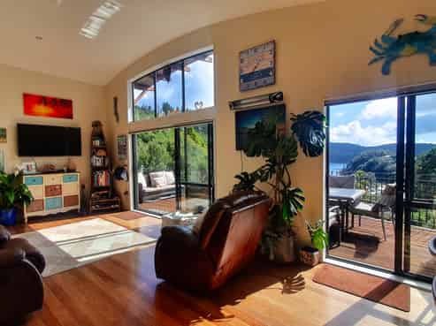 8A Schoolhouse Bay Road, Kawau Island