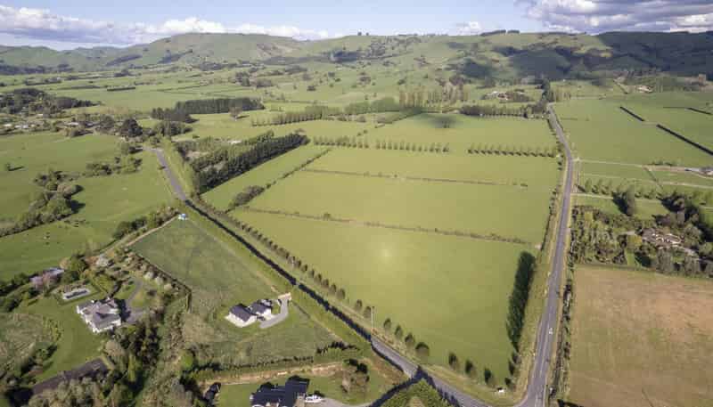 9/ Admiral Road, Carterton