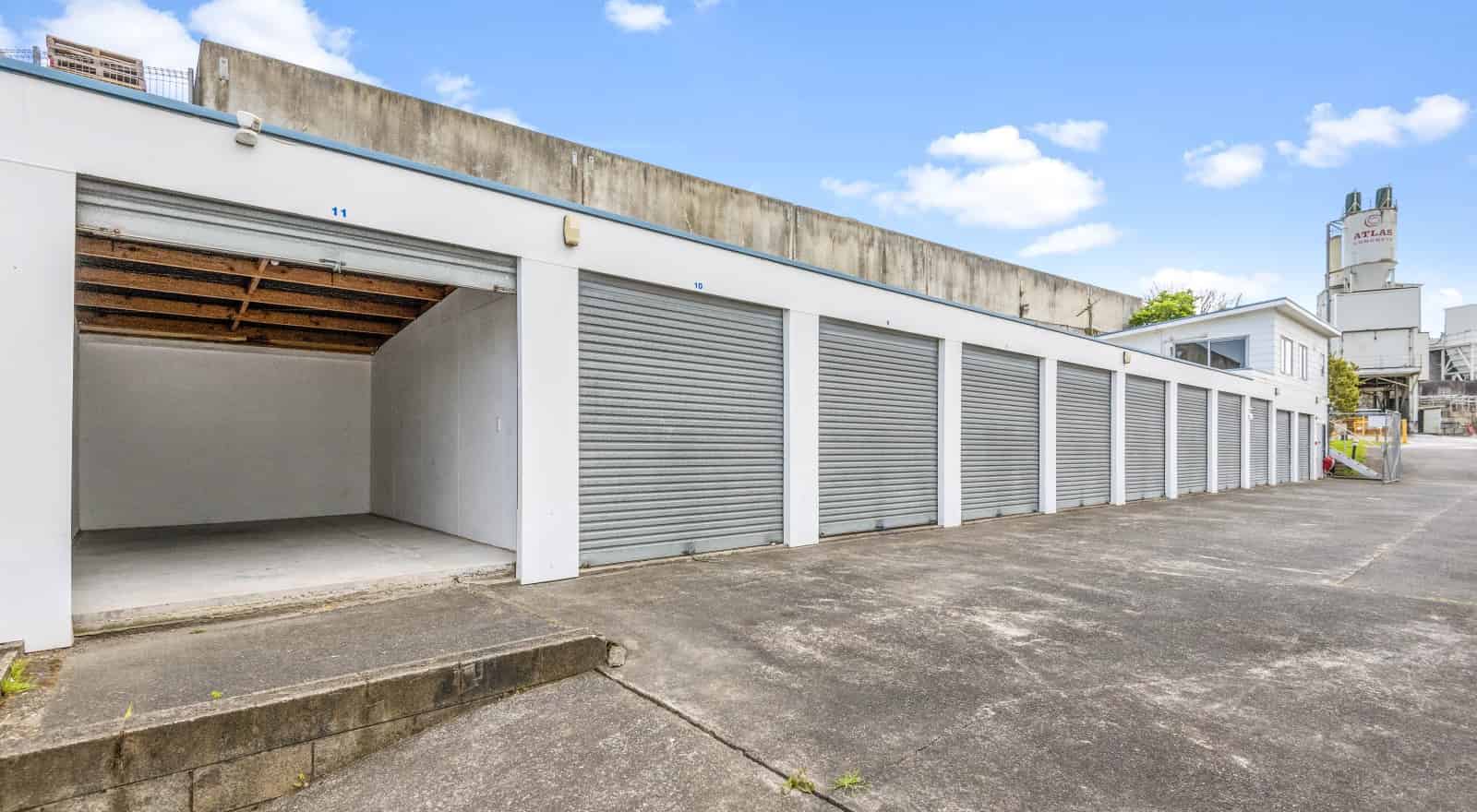 For sale 12 Titan Place, Silverdale realestate.co.nz