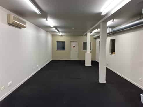 Ground Floor and Loads Of Parking
